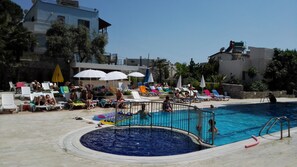 Utomhuspool