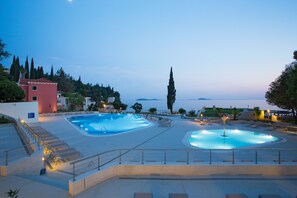 Utomhuspool