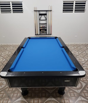 Play pool for free in Casa Bella Moca