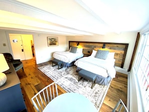 room-4-j