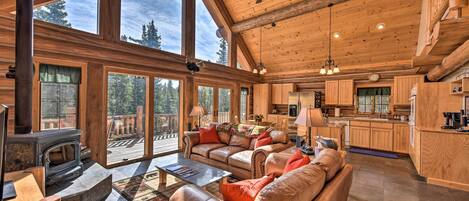 Fairplay Vacation Rental Cabin | 4 Bed | 3 Bath | 2,600 Sq Ft