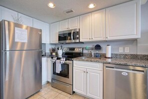 Kitchen - New stainless appliances and granite countertop