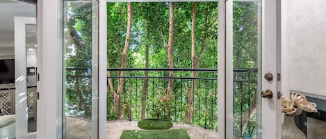 Get Ready to Step Into Our Contemporary Boutique Townhouse