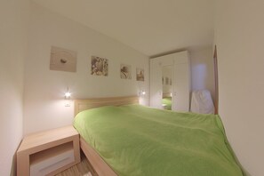 Apartment 238