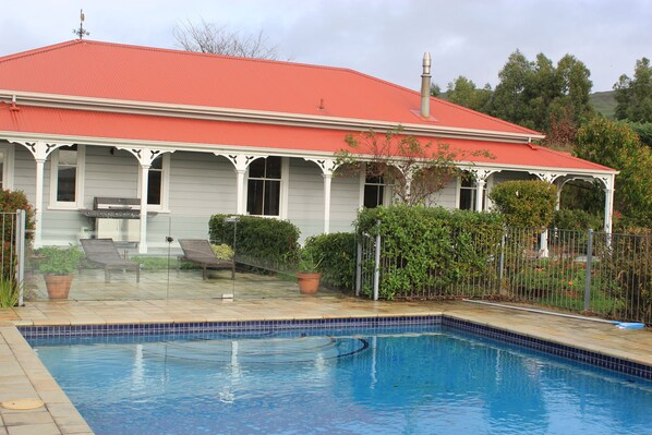 Cape South Cottage