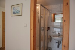 Blick ins Badezimmer