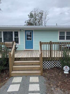Welcome to Pistachio Bungalow