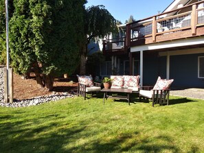 outdoor seating 