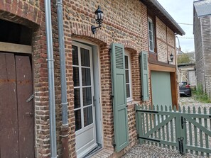 Exterior detail