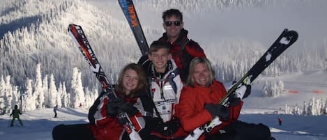 Αθλήματα χιονιού και σκι