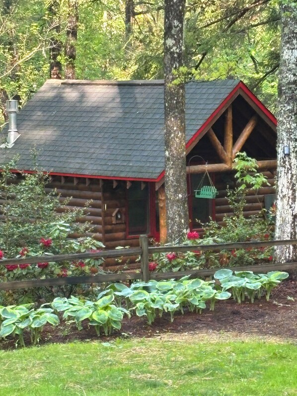 Fox Trot Cabin