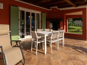 Terrasse / Balkon