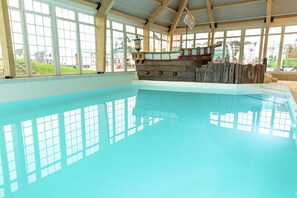 Holiday Home Swimming Pool