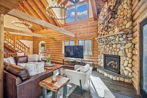 Living Area, American Way Chalet, Breckenridge Vacation Rental