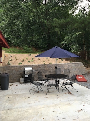 Patio with grill