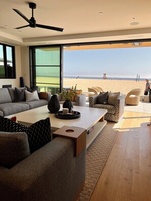 Doesn't it get any better than this?  Sand and ocean from every angle!!