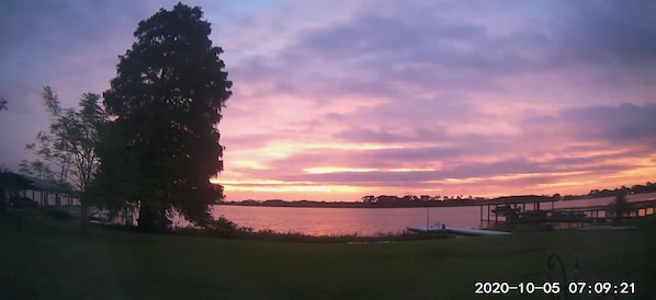 Gorgeous sunrises from your backyard.