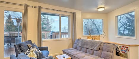 Anchorage Vacation Rental | 1BR | 1BA | 700 Sq Ft