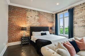 King bed 3