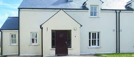 Country View, Holiday Home Dungarvan, Waterford - 3 Bedrooms Sleeps 6