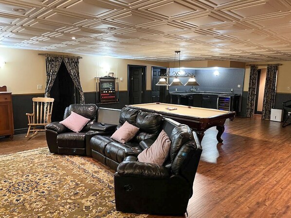 Spielezimmer