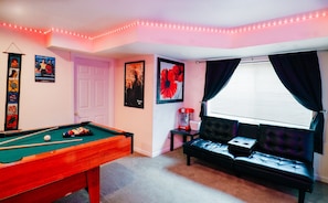 Spielezimmer
