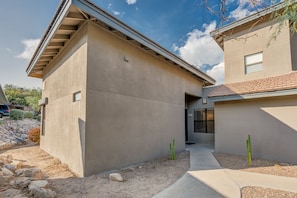 Front Entryway