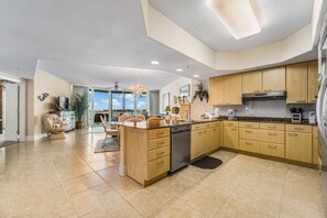 Caribe Resort B506 Kitchen Area