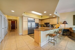 Caribe Resort B608 Kitchen Area