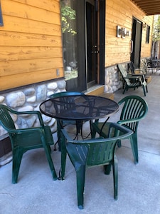 New to Vrbo: Riverfront condo #3 w/ patio, 1block to town,Wifi,20 min ski granby