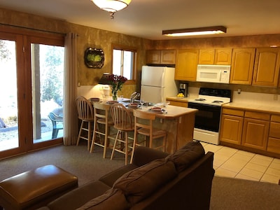 New to Vrbo: Riverfront condo #3 w/ patio, 1block to town,Wifi,20 min ski granby