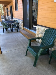 New to Vrbo: Riverfront condo #3 w/ patio, 1block to town,Wifi,20 min ski granby