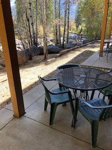 New to Vrbo: Riverfront condo #3 w/ patio, 1block to town,Wifi,20 min ski granby