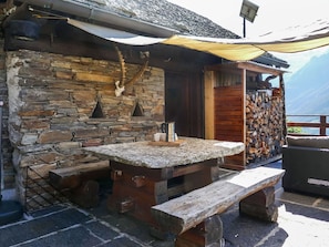 Property, Building, Room, House, Real Estate, Furniture, Architecture, Wood, Table, Stone Wall
