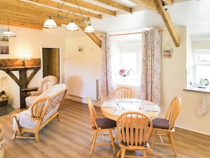 Open plan living space | Bryn Eithin, Carmel, near Caernarfon