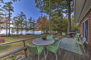 Private Deck | St. George Lake Views | Outdoor Dining Area | Gas Grill