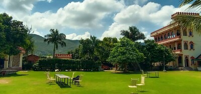 Cottage Room at Resorts in Pushkar Near to Pushkar lake