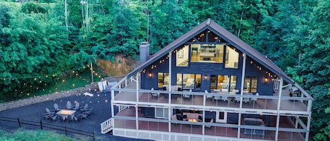 Escape to Garrett Lodge where you'll be surrounded with amazing views of the smokies