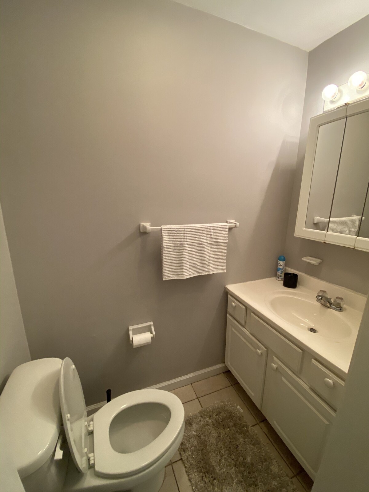 Cozy condo close to downtown New Haven