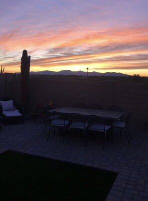 Outdoor dining