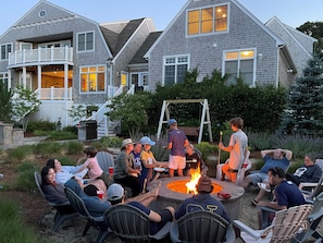 Making s'mores around the fire pit. Plenty of room for the whole family.