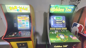 Spielezimmer