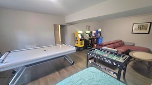 Spielezimmer