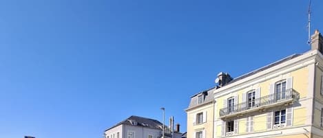 Profitez du cœur de Trouville 
TOUT À PIED  : plage, resto, magasins, casino