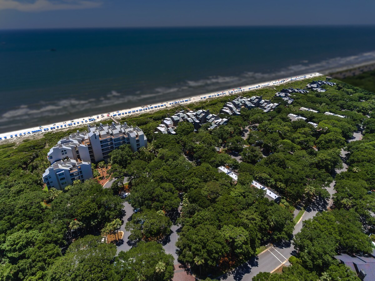 4389 Windswept: $250 Beach Gear/Bike Credit! Lagoon Views, Walk to Beach!