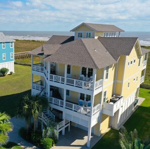 Bayside Decks on the Front of the House for Sunset Views