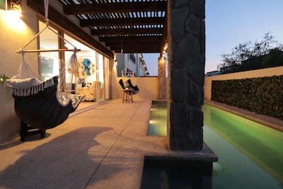 ‘NEW’ Boho Cabo-Private Pool, 10 min to action