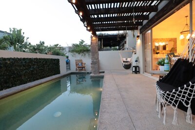 ‘NEW’ Boho Cabo-Private Pool, 10 min to action