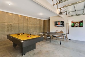 Spielezimmer