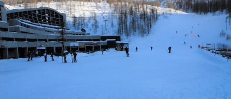 Snow and ski sports